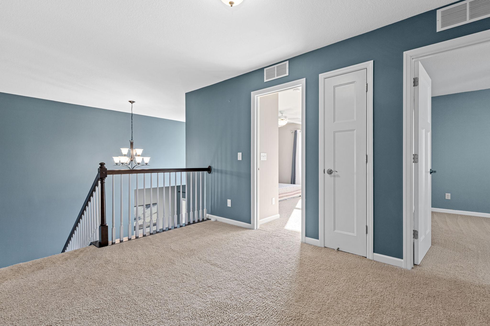 Upper Level Loft Area
