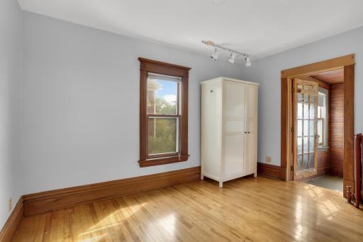 207 W 34th Street, Minneapolis, MN 55408