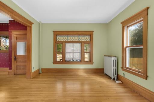 207 W 34th Street, Minneapolis, MN 55408
