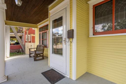 207 W 34th Street, Minneapolis, MN 55408