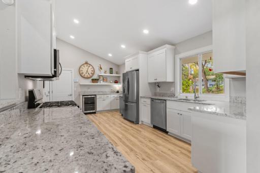 230 Maple Island Road, Burnsville, MN 55306