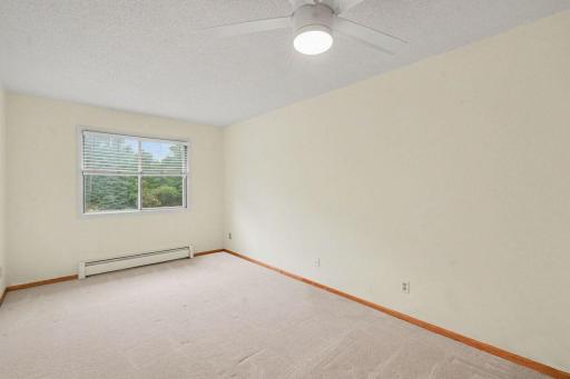 205 Barry Avenue S, 207, Wayzata, MN 55391
