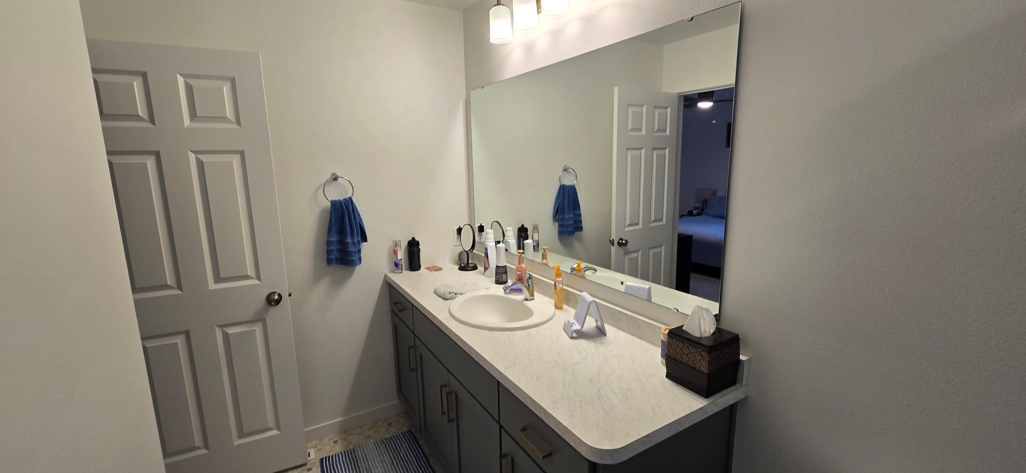 Lower.bath.jpg