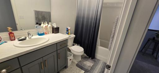 2316 37th Avenue S, Moorhead, MN 56560