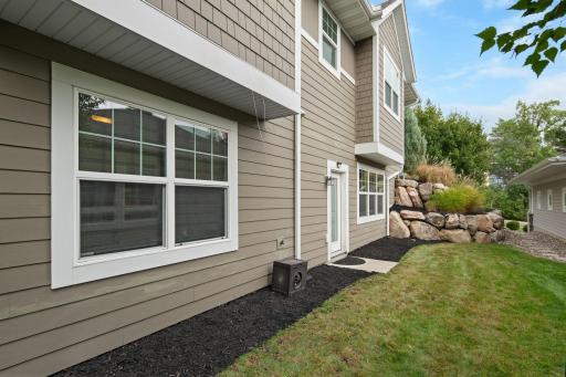 6292 Montee Drive, Eden Prairie, MN 55344