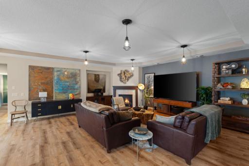 6292 Montee Drive, Eden Prairie, MN 55344
