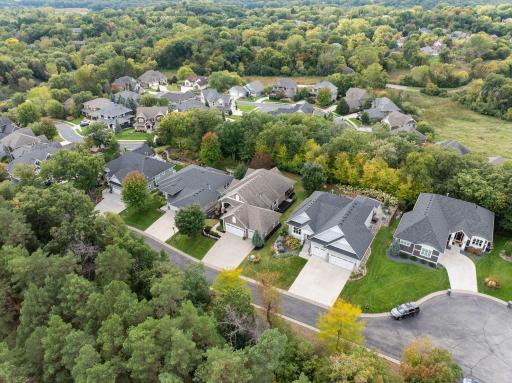 6292 Montee Drive, Eden Prairie, MN 55344