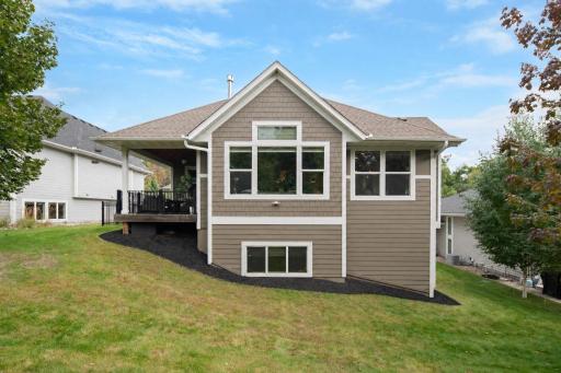 6292 Montee Drive, Eden Prairie, MN 55344