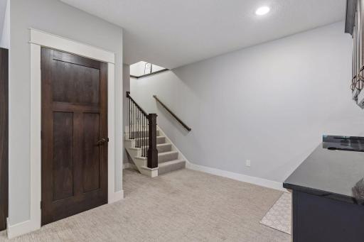 4716 Fairhills Road W, Minnetonka, MN 55345