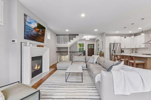 4716 Fairhills Road W, Minnetonka, MN 55345