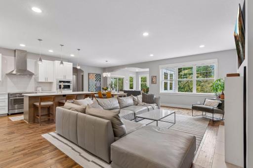 4716 Fairhills Road W, Minnetonka, MN 55345