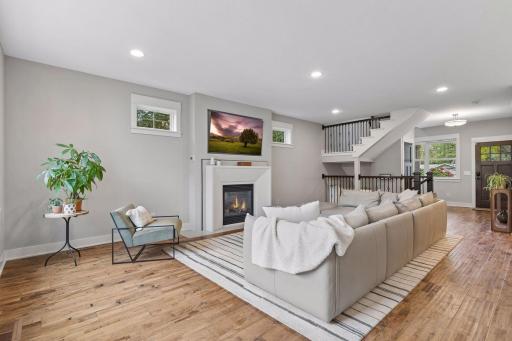 4716 Fairhills Road W, Minnetonka, MN 55345