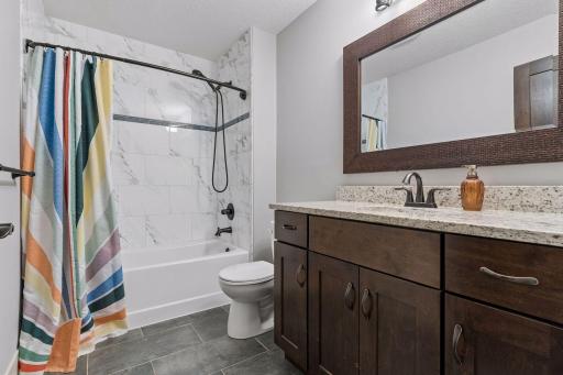 4716 Fairhills Road W, Minnetonka, MN 55345