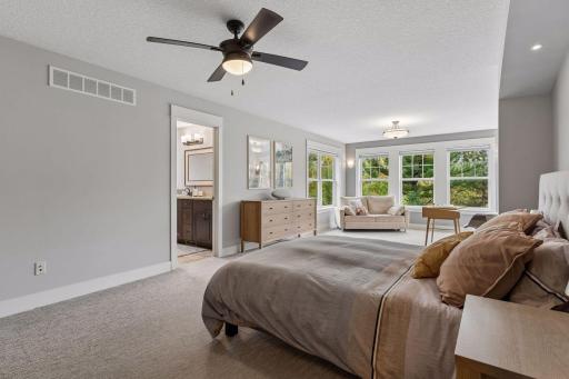 4716 Fairhills Road W, Minnetonka, MN 55345