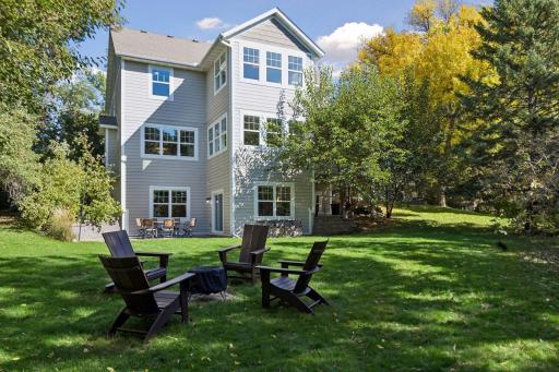 4716 Fairhills Road W, Minnetonka, MN 55345
