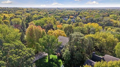 4716 Fairhills Road W, Minnetonka, MN 55345