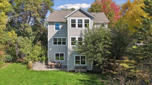 4716 Fairhills Road W, Minnetonka, MN 55345