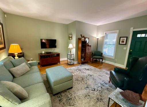612 5th Street SE, Minneapolis, MN 55414