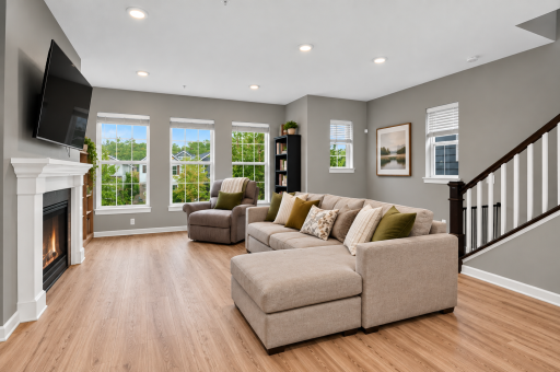 393 Rum River Way, Anoka, MN 55303
