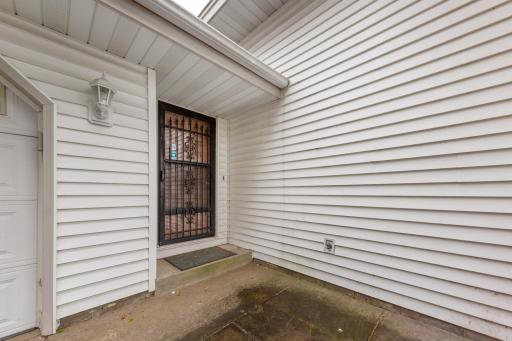 8101 Ewing Avenue N, Brooklyn Park, MN 55443