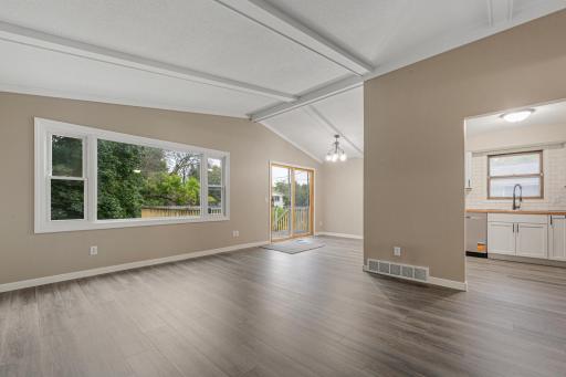 8101 Ewing Avenue N, Brooklyn Park, MN 55443