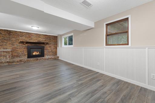 8101 Ewing Avenue N, Brooklyn Park, MN 55443