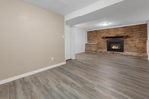 8101 Ewing Avenue N, Brooklyn Park, MN 55443