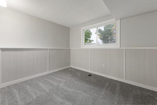 8101 Ewing Avenue N, Brooklyn Park, MN 55443
