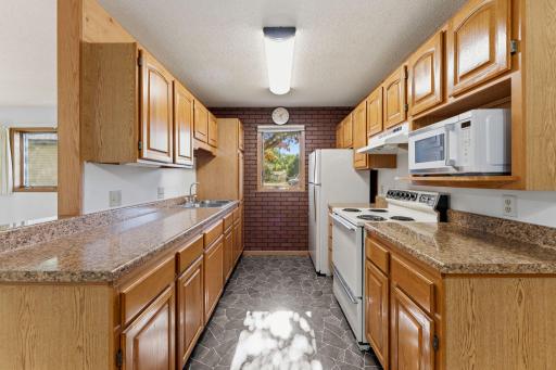6601 Buckley Circle, 105, Inver Grove Heights, MN 55076