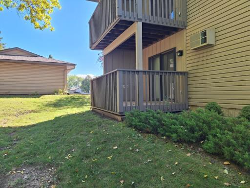 6601 Buckley Circle, 105, Inver Grove Heights, MN 55076