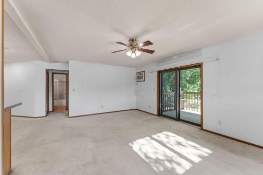 6601 Buckley Circle, 105, Inver Grove Heights, MN 55076
