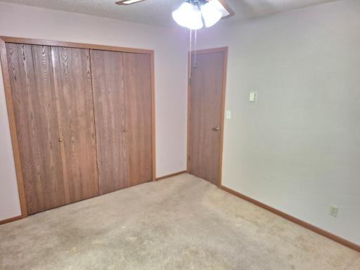 6601 Buckley Circle, 105, Inver Grove Heights, MN 55076