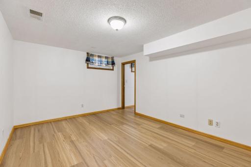 3225 Florida Avenue S, Saint Louis Park, MN 55426