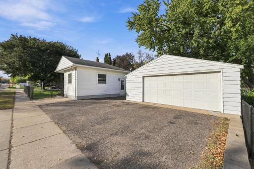 1114 Harmon Avenue, Saint Paul, MN 55118