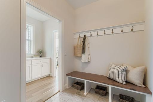 13722 Arrowhead Wy - Web Quality - 003 - 03 Main Floor.jpg