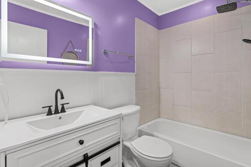 5229 Balmoral Lane, Bloomington, MN 55437