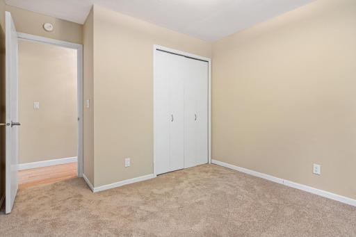 5229 Balmoral Lane, Bloomington, MN 55437