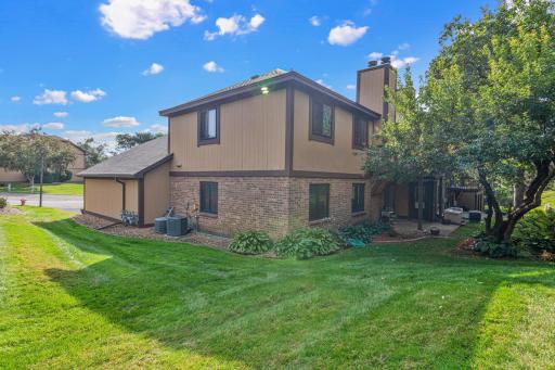 5229 Balmoral Lane, Bloomington, MN 55437