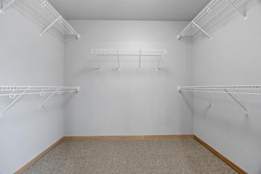 1015 61st Avenue W, West Fargo, ND 58078