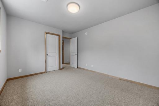 1015 61st Avenue W, West Fargo, ND 58078