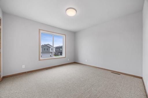 1015 61st Avenue W, West Fargo, ND 58078
