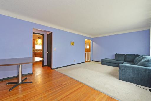 215 Maple Street, Saint Paul, MN 55106