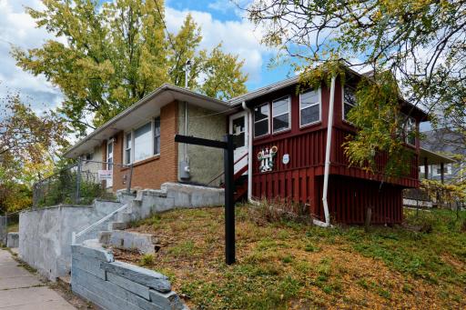 215 Maple Street, Saint Paul, MN 55106