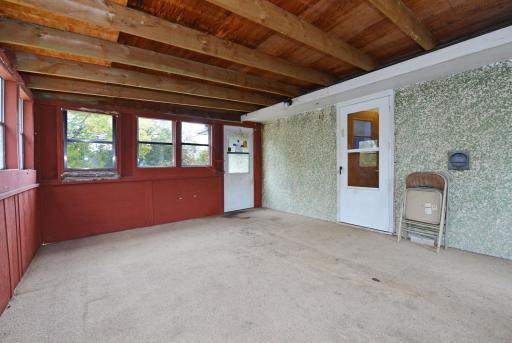215 Maple Street, Saint Paul, MN 55106