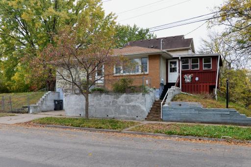 215 Maple Street, Saint Paul, MN 55106