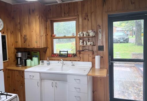 23633 Bergquist Lane, Detroit Lakes, MN 56501