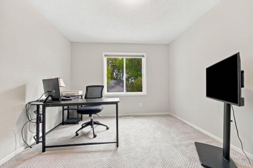 8827 Norway Street NW, Coon Rapids, MN 55433