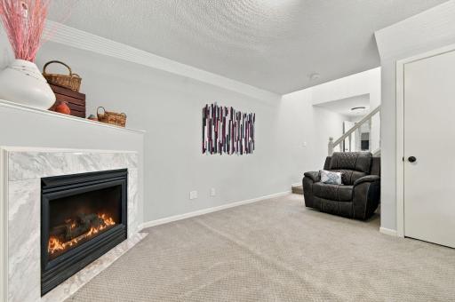 8827 Norway Street NW, Coon Rapids, MN 55433