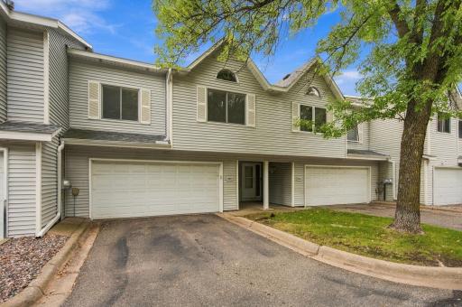 8827 Norway Street NW, Coon Rapids, MN 55433
