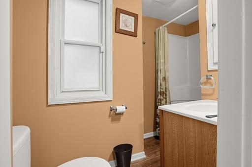 872 Lawson Avenue E, Saint Paul, MN 55106